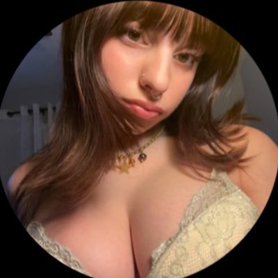 emma ୨ৎ Profile