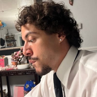 lxnzs's profile picture. #NBATwitter Yo I just wanna be an icon.