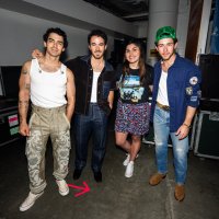 Pam || The New Romantic 🧡 (@cr2thefinalpam) 's Twitter Profile