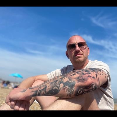 goonerneil's profile picture. when you're ready John