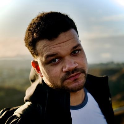 damondahl8's profile picture. trying to be useful