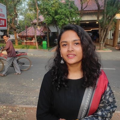 kiruba_m_e's profile picture. 
