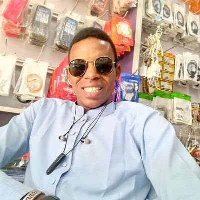 HonMohad27806's profile picture. 