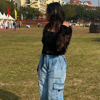 Lipikaggarwal's profile picture. 👩‍💻 | ⚽ | 🏏