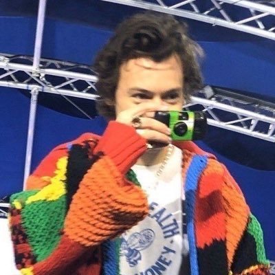 placeinmae's profile picture. ⋆˙⟡ ☾ how far is far ? are we too deep in ? ☽ ⟡˙⋆