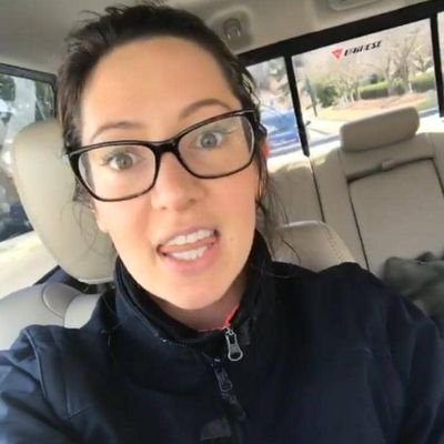 roseapril_2's profile picture. Mistakes are always forgivable, if one has the courage to admit them👍💪