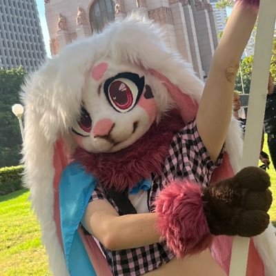 ya local rhythm gamer bnuuy | 20 years old | 15.4K Maimai | they/she | long floppy bunny ear owner™️