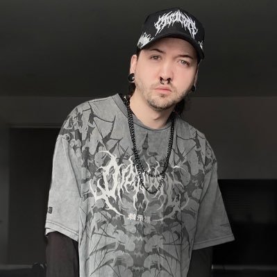 corveous's profile picture. 25 | ダニエル | @bleachhh_ 🖤 ABYSSBORNE - OUT NOW