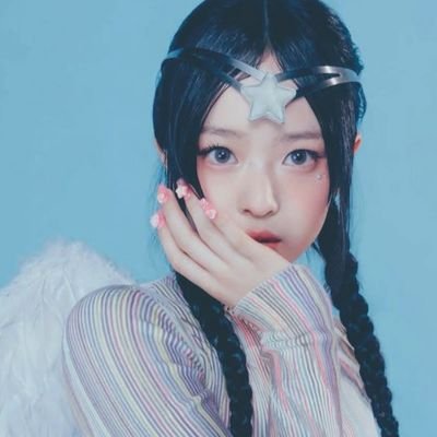 raniatani's profile picture. privacy please.