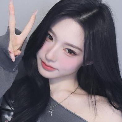 imnamem1na's profile picture. 꿍프 🐈‍⬛🐱