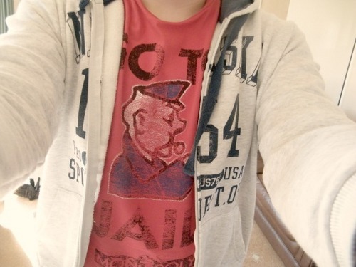 Hey ;) I ♥ @george_collard loads. Imma PROUD BELIEBER of @justin_bieber & PROUD @george_collard fan♥ Music,singing & acting is ma life♥ Thanks for da follow(: