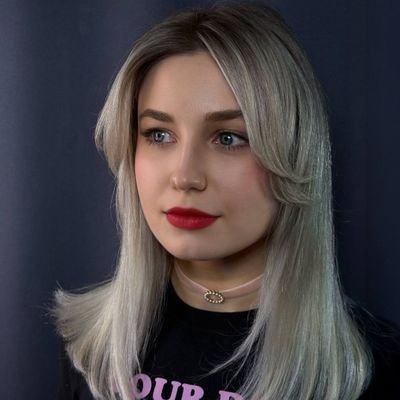 лучшая жопа на факультете и топовый мастер маникюра в Тбилиси