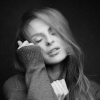 Viki ®️ Stern (@szulz49142) 's Twitter Profile