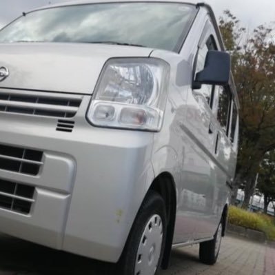 大阪で軽貨物業の個人事業主をやっております。 軽貨物や個人事業について発信したいので、相互フォローお願いしまーす!頑張って稼いで女の子のお店通いたいです。