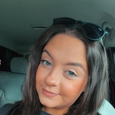 Alexamomma242's profile picture. 