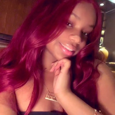 itsnayswrld's profile picture. Ig: nayaluvzz | illinois🖤