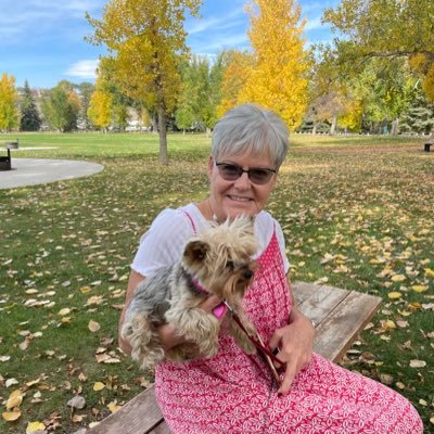 MARRIED Senior, with Yorkshire Terriers. Supporter of the 🏳️🌈 Black Lives Matter Pro-choice! NO DMs 🇨🇦🌊🌊I 💙Resisters NO DM’s 🇺🇦 PRO-CHOICE
