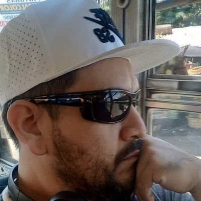 szelaya1983's profile picture.