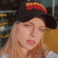 Lili (@crflilim) 's Twitter Profile