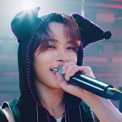 minhos4thcat_'s profile picture. 