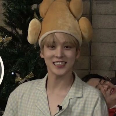 shotar0kangaroo's profile picture. Ns, solo me gusta el Yungi y tu mamita linda🔥🔥🥵🥵😍😍🫦🫦(también me dicen mango)