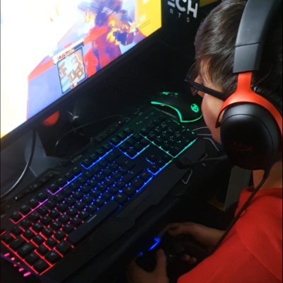 OpsPicasso's profile picture. https://t.co/8WsLClPHIp
Cod player for me