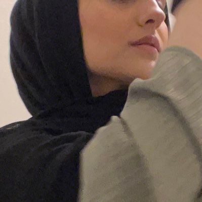 TheDriedGrape's profile picture. 28 🤍