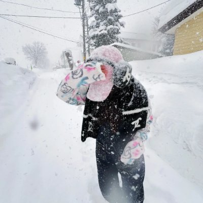 Winds_Oo0's profile picture. Food lover 🍕🍣
Living life to the fullest 💖
Nature heals my soul 💚