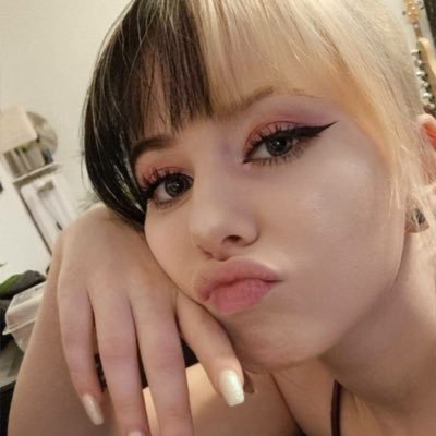 iarubery's profile picture. I wish I could get a follow from you (FOLLOWING ME UP) my name is Surbell