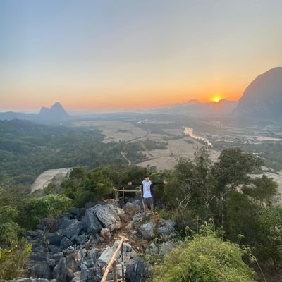 yougo05694893's profile picture. 