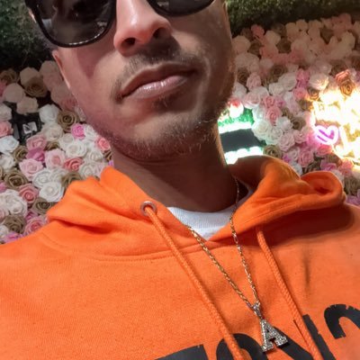 Just a cool dude that living life with no regrets. Come with good vibes and keep the negativity.