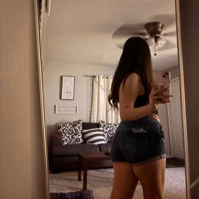 latina, le$bian, and lover | BLACK LIVES MATTER | tamu alumna |