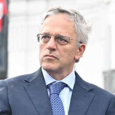 Director de la Oficina de Planeamiento y Presupuesto (OPP- Presidencia de la República)
Ex rector de la Universidad de la República.