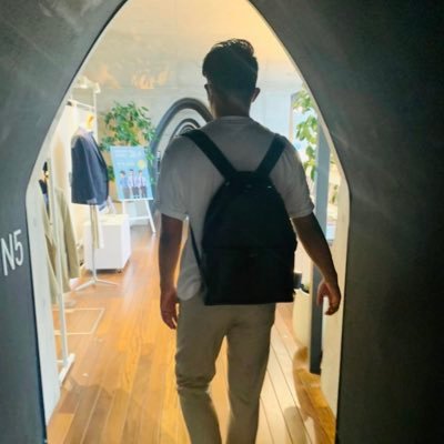 🚀超企画株式会社🚀/営業部部長/5年前に警察官から未経験の営業へ🌍to C営業実績月商5000万円🤞「顧客の結果に必ずコミットする営業」をモットーにか関わる人全てに価値を。「人材採用」「MEO運用対策」「営業代行」→詳細はDMからカジュアル面談お問い合わせ下さい✉️