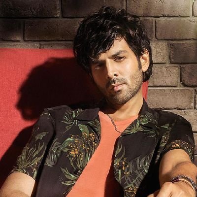 Kartik ki Deewani💌•Stanning the best person💘•Bhool Bhulaiyaa 3 is on Netflix now🤙🏻•Aashiqui 3 this Christmas🎸❤️🔥•He replied me on 04/12/22🫶🏻