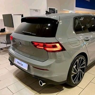 Menzi1092497's profile picture. 