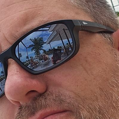 Fredcne59's profile picture. Euhhh... Einh ??? Je ne sais pas quoi dire. 😄