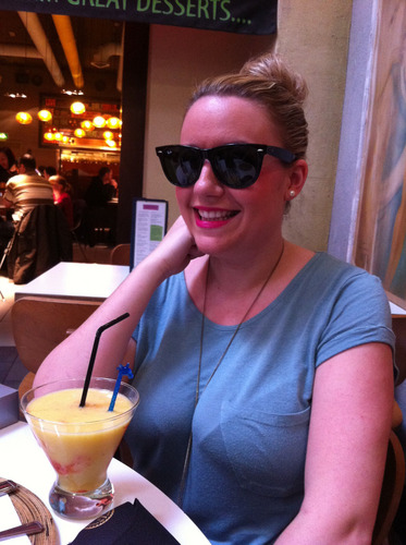 Recruitment Consultant at Michael Page, party girl and shoe lover! All opinions expressed are my own