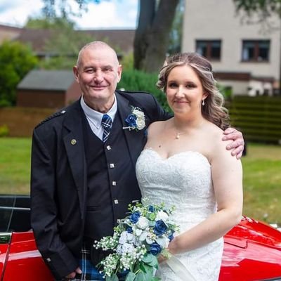 W.A.T.P.🇬🇧🏴🇬🇧🏴..
M.O.T.
@F#CKCANCER.💜💜
RANGERS & LEEDS UNITED
FORMER HEAD CHEF 👨🍳
