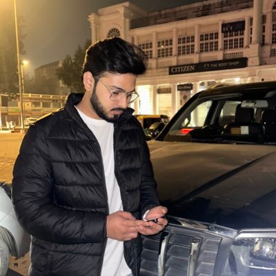 shoaib_io's profile picture. Senior Software Engineer | Tech Enthusiast