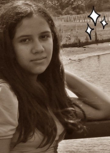 Nao ligo pra que os outros dizem unica nao sou igual a td mundo diferente sim doida sim ,patriçinha nunca