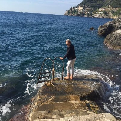 IngeChristensen's profile picture. Bachelor in International Economics and Trade
Environmental champion Protecting Earth’s future 🌎
Allergic to Misinformation and fake news
Blocking bot accounts