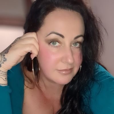 IF YOU THINK MY TWITTER IS NAUGHTY... YOU SHOULD SEE MY #ONLYFANS PAGES 😈 CLICK THE LINK BELOW 👇