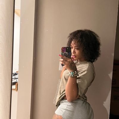 Available for FT, meetup, blowjob, head, content. Available Dropbox link Dm now 🍑🥵💦💧