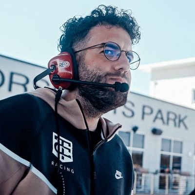 Director of Marketing & Gaming at @ThibautRacing and @ThibautEsports.
All opinions shared are my own.
Previously: @WilliamsRacing, Adidas Motorsport.