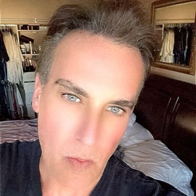 San Diego Native, Entrepreneur, Partner BOH. SaniGLAZE Founder BioSWARM es. KryptoWater Single, a