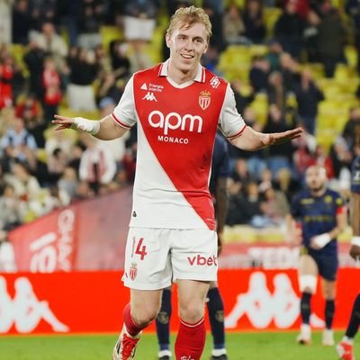 Leomonac0's profile picture. 