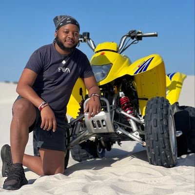 Thabo_____'s profile picture. Legal drug dealer