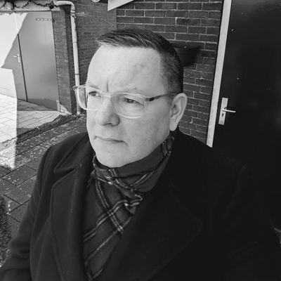 /Radio maken🎙️/Katten🐈⬛/Homo⚧️/Koken🥘/Filmhuis 🎥/Boeken 📚/ I 💙 Schotland/Bordspellen 🎲/Vinyl 🎶/Verzorgende IG 🩺/FvD 🏛️/Theater 🎭/