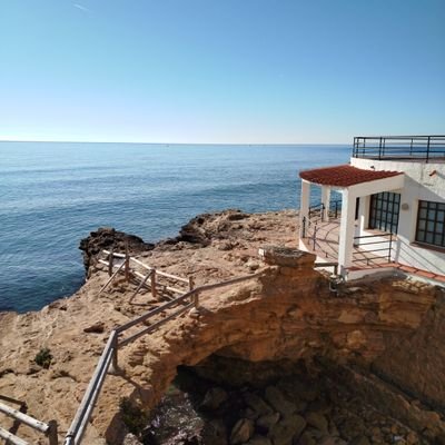 Català i culé 💙❤️
Idiomas: Catalán, castellano, inglés y aprendiendo tanto portugués como italiano.